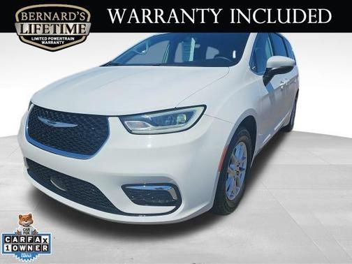 2023 Chrysler Pacifica Touring-L