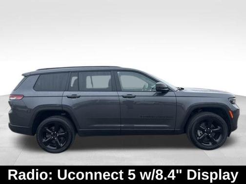 2022 Jeep Grand Cherokee L Laredo