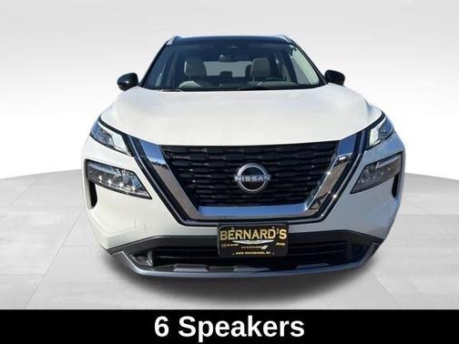 2 Tone White / Black Roof 2023 Nissan Rogue SL