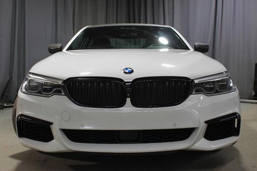 Alpine White 2019 BMW M550 i xDrive