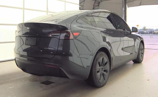 Gray 2024 Tesla Model Y Long Range