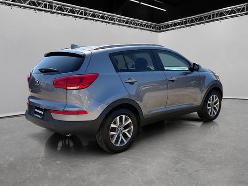 Mineral Silver 2015 Kia Sportage 2WD 4dr LX