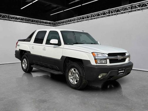 2003 Chevrolet Avalanche 1500 5dr Crew Cab 130" WB 4WD