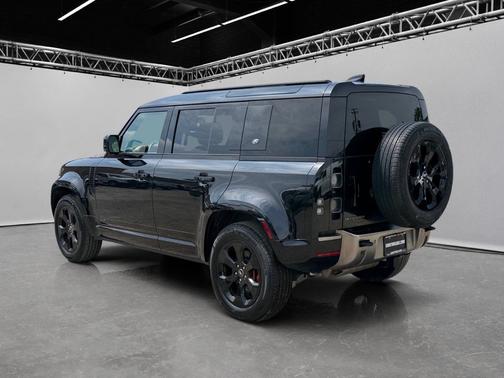 Carpathian Grey Premium Metallic 2021 Land Rover Defender 110 X AWD