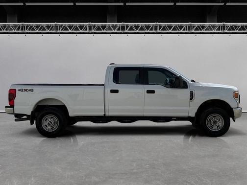 Oxford White 2021 Ford F-250 XL 4WD Crew Cab 8' Box