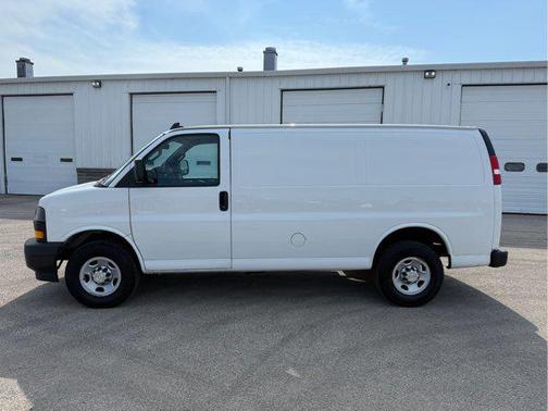2021 Chevrolet Express 2500 RWD 2500 Regular Wheelbase WT