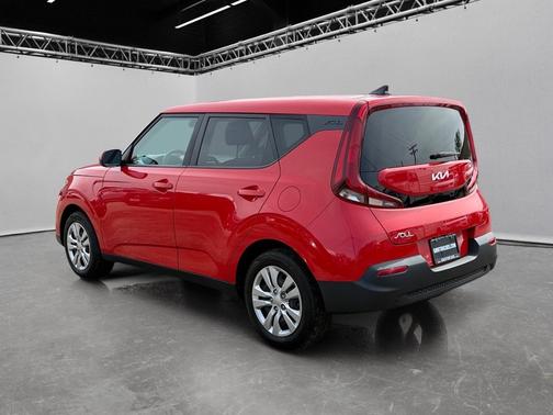 Inferno Red 2022 Kia Soul LX IVT