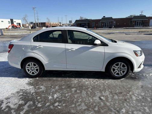 2020 Chevrolet Sonic FWD Sedan LS