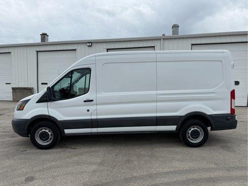 2017 Ford Transit-250 Base