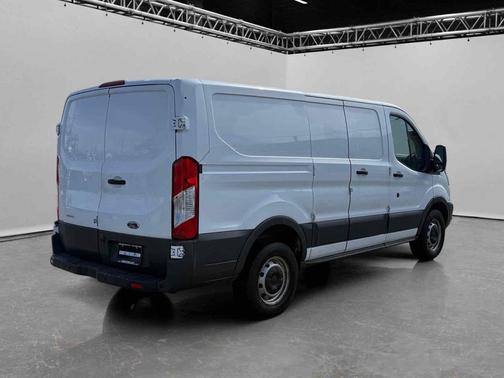 2017 Ford Transit-250 T-250 130" Low Rf 9000 GVWR Swing-Out RH Dr