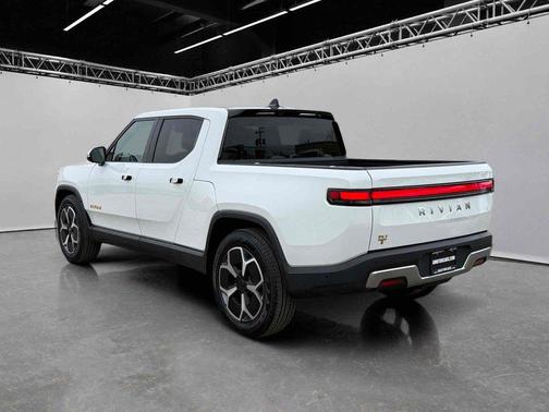 2022 Rivian R1T Adventure Package AWD