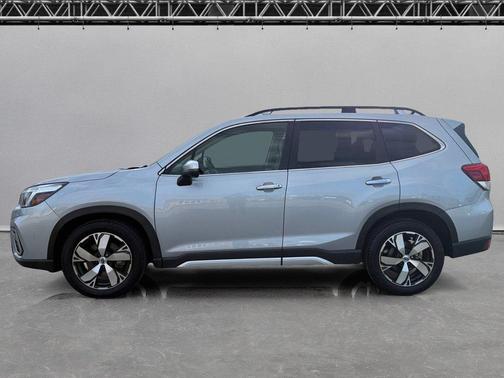 Ice Silver Metallic 2019 Subaru Forester 2.5i Touring
