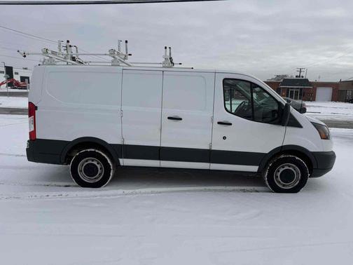 2018 Ford Transit-250 Base