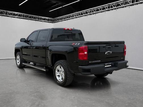 Black 2018 Chevrolet Silverado 1500 4WD Crew Cab 143.5" LT w/2LT