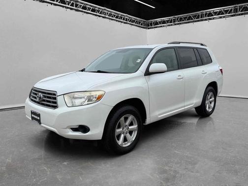 Blizzard Pearl 2009 Toyota Highlander FWD 4dr L4 Base (Natl)