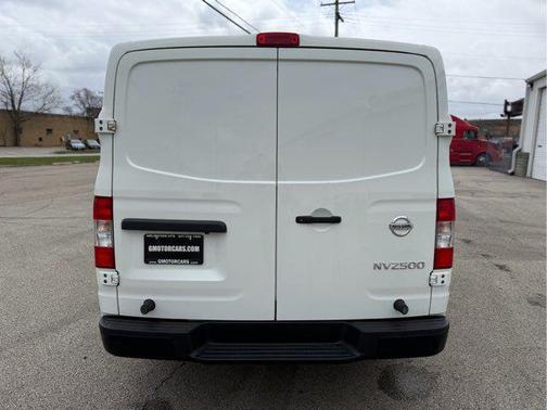 2021 Nissan NV Cargo NV2500 HD S V6