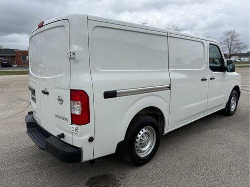 2021 Nissan NV Cargo NV2500 HD S V6