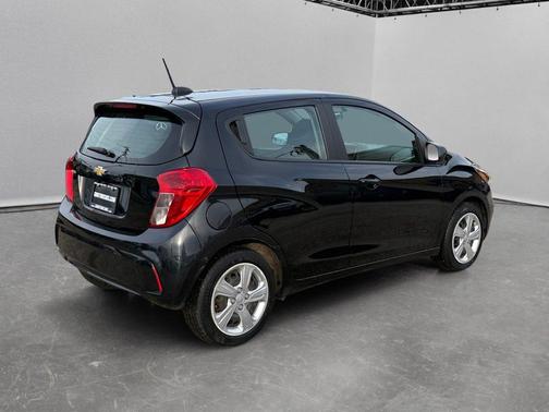 Mosaic Black 2022 Chevrolet Spark 4dr HB CVT LS