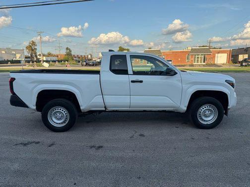 2024 Toyota Tacoma SR