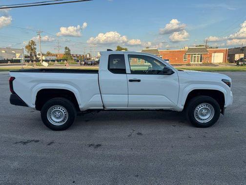 2024 Toyota Tacoma SR