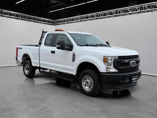 Oxford White 2020 Ford F-250 XL 4WD SuperCab 6.75' Box