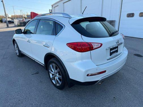 2016 INFINITI QX50 Base