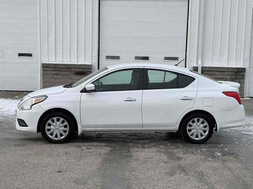 2019 Nissan Versa 1.6 SV