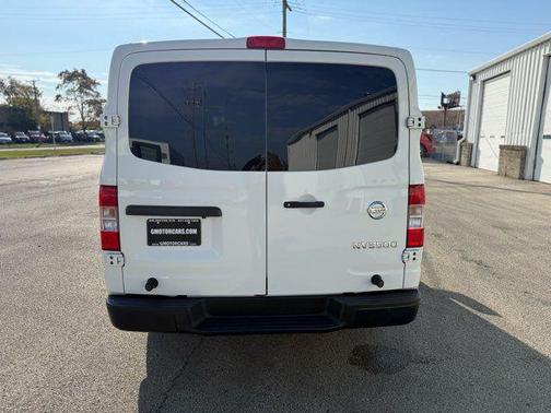 2018 Nissan NV Passenger NV3500 HD S V6