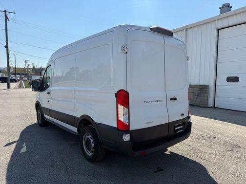 2016 Ford Transit-250 Base