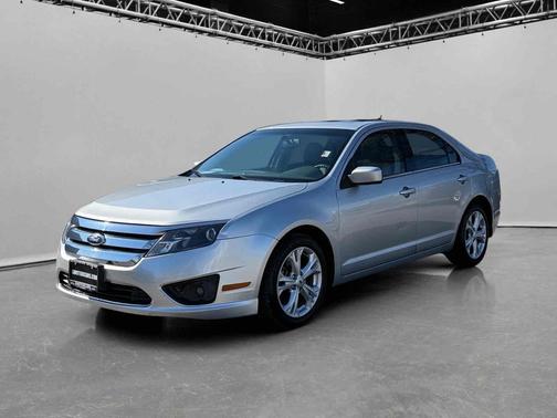 Ingot Silver Metallic 2012 Ford Fusion 4dr Sdn SE FWD