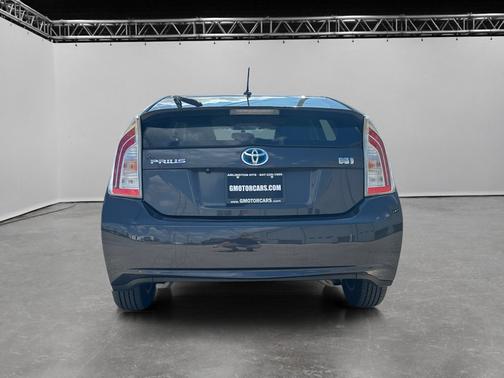 Winter Gray Metallic 2014 Toyota Prius 5dr HB Four (Natl)