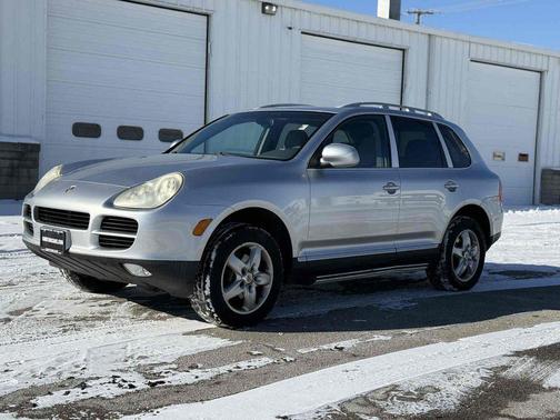 2004 Porsche Cayenne V6