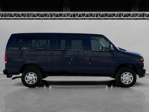 2014 Ford E350 Super Duty E-350 Super Duty XL
