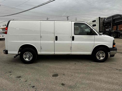 2020 Chevrolet Express 2500 RWD 2500 Regular Wheelbase WT