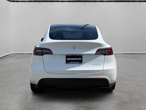 Pearl White Multi-Coat 2021 Tesla Model Y Long Range AWD
