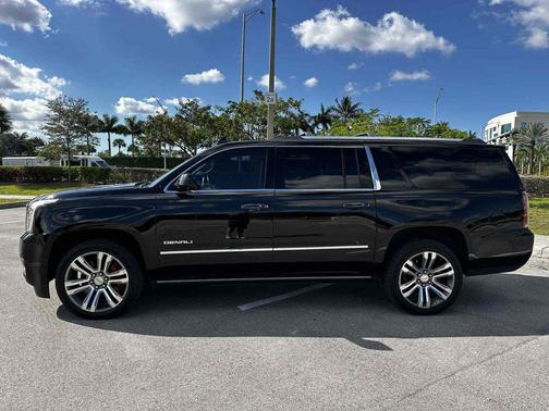 2019 GMC Yukon XL Denali