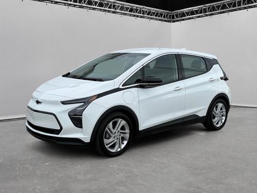 Summit White 2023 Chevrolet Bolt EV 5dr Wgn 1LT