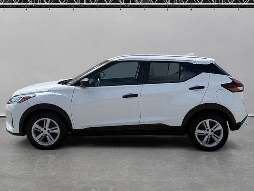 Fresh Powder 2023 Nissan Kicks S FWD