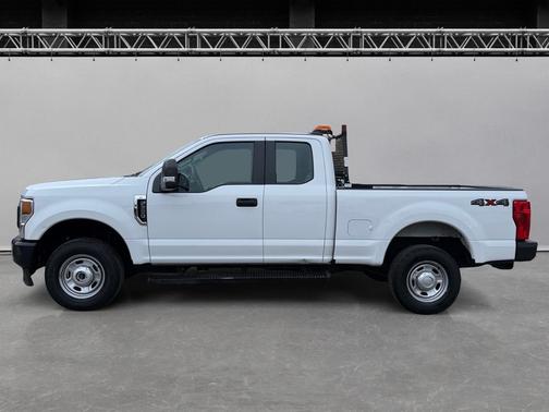 Oxford White 2020 Ford F-250 XL 4WD SuperCab 6.75' Box