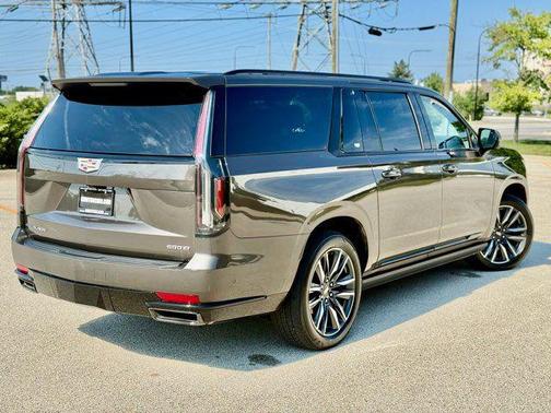 2021 Cadillac Escalade ESV Sport