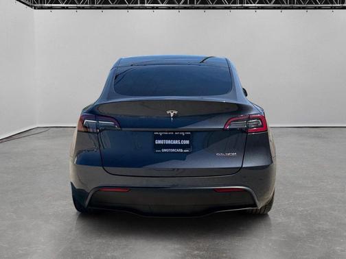 Solid Black 2022 Tesla Model Y Performance AWD