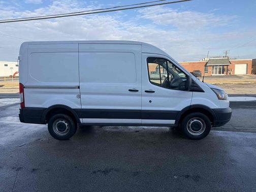 2018 Ford Transit-250 Base