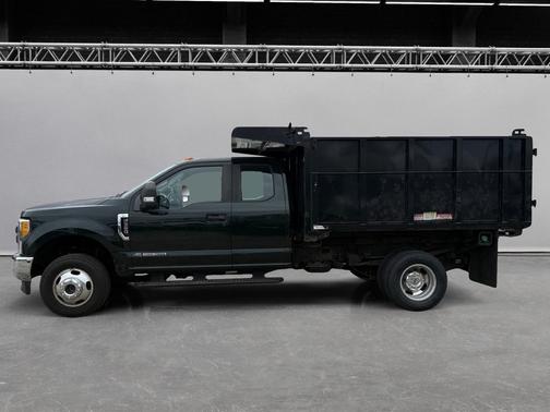 Caribou Metallic 2017 Ford F-350 XLT 4WD SuperCab 168" WB 60" CA