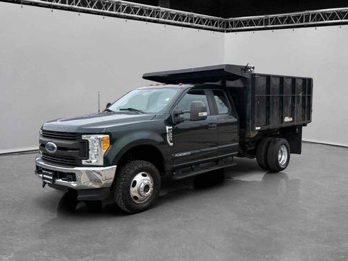 2017 Ford F-350 XLT 4WD SuperCab 168" WB 60" CA