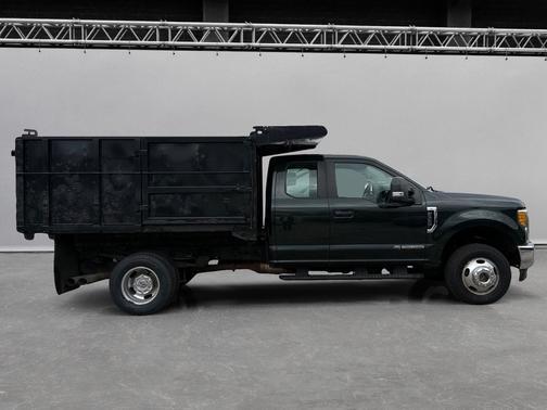 Caribou Metallic 2017 Ford F-350 XLT 4WD SuperCab 168" WB 60" CA