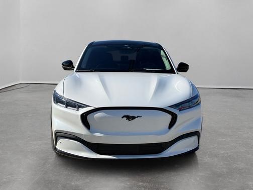 Space White Metallic 2022 Ford Mustang Mach-E Premium AWD