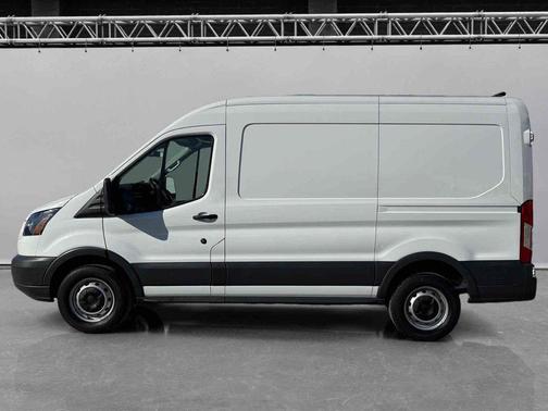 2018 Ford Transit-250 Base