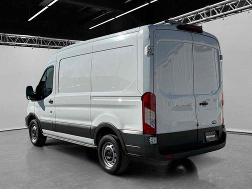 2018 Ford Transit-250 Base