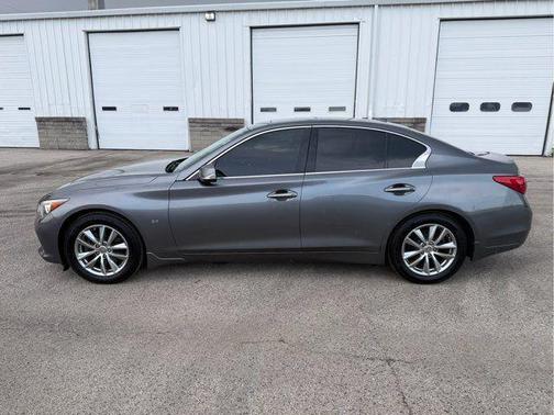 2014 INFINITI Q50 Premium