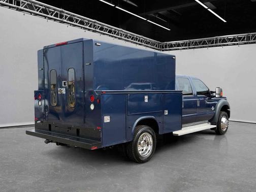 2013 Ford F-450 4WD Crew Cab 176" WB 60" CA XL